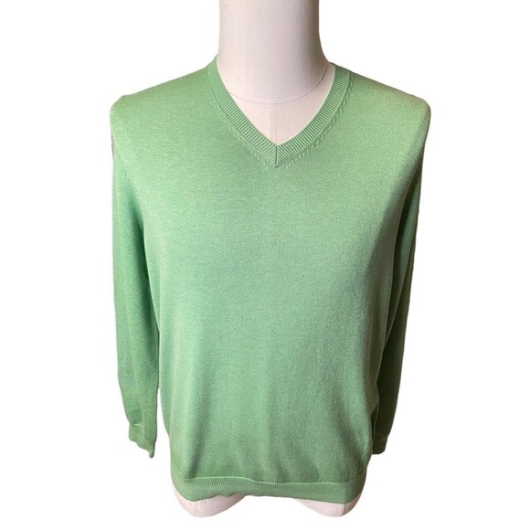 J McLaughlin Green V-Neck Sweater Men’s Size Medium Cotton St. Patrick’s Day - Picture 1 of 8
